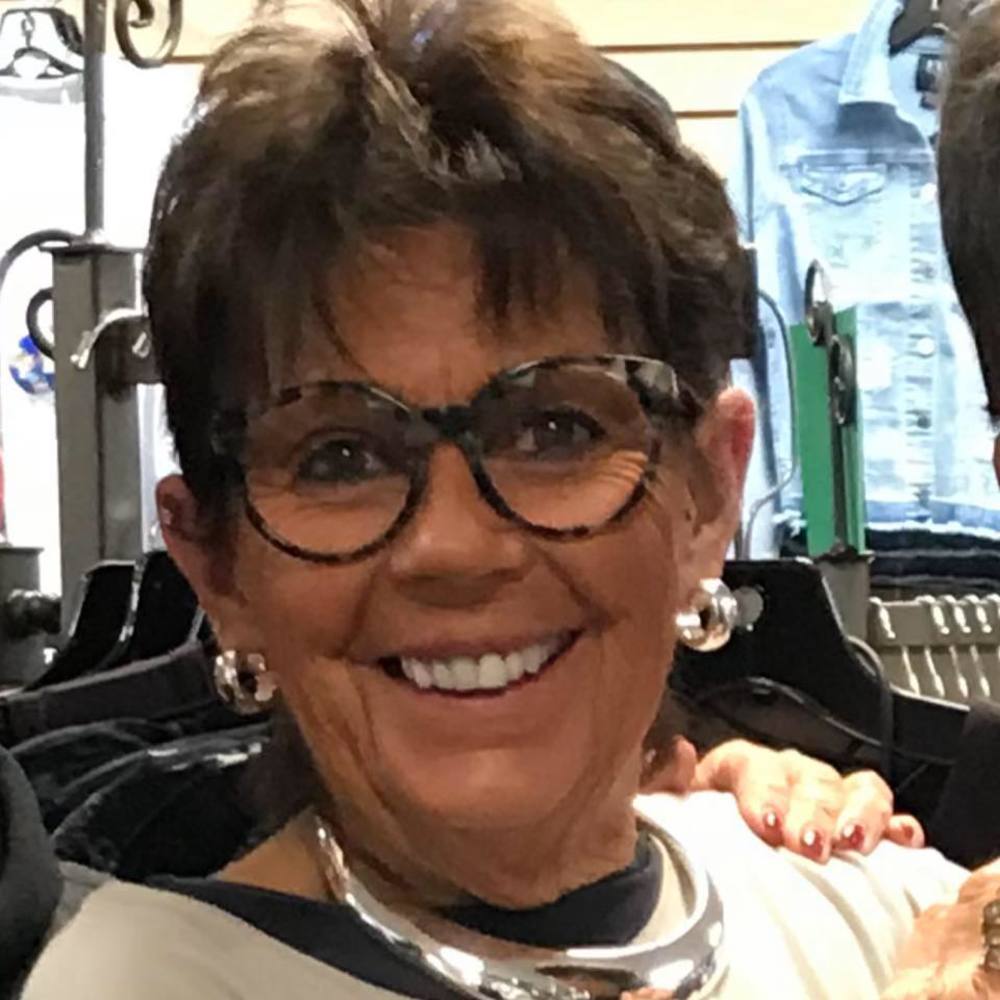 Meet your Posher, Ellie